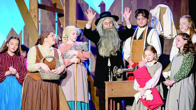 Curtain closes on Fiddler on the Roof