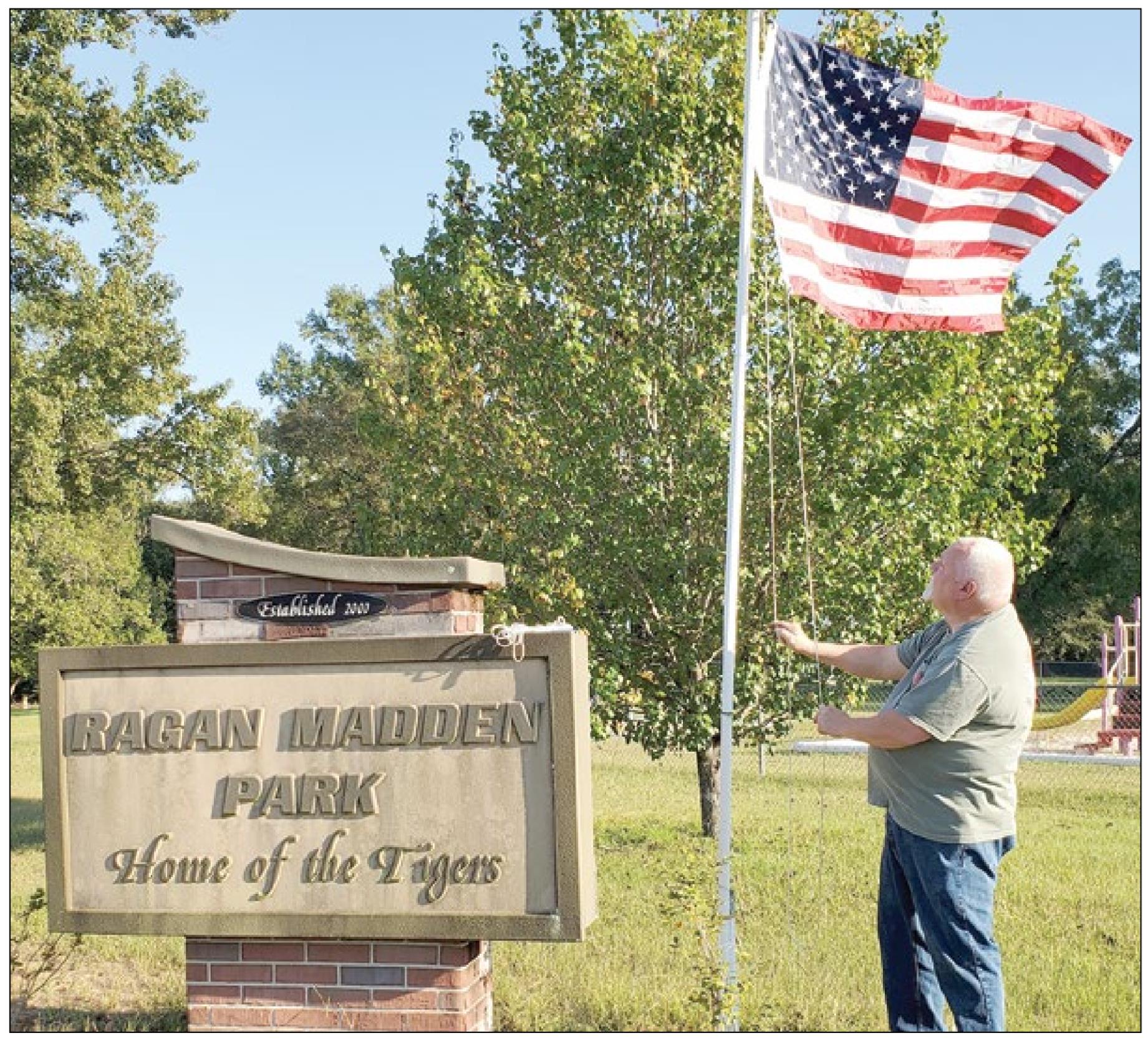 Madden Park Receives New Flag Ruston Daily Leader